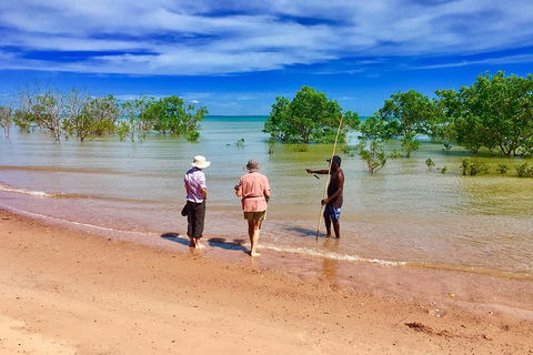 Gay-Wu Woman's 5 Day Yolngu Homeland Tour - ACT Tourism 5