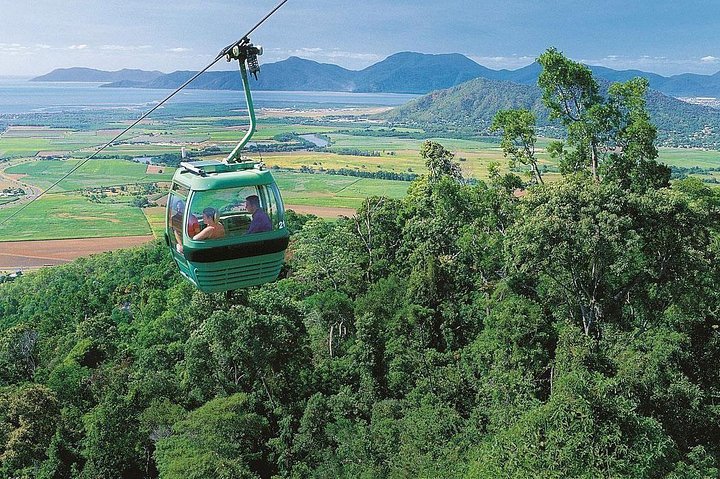 Cairns QLD ACT Tourism