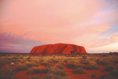 Uluru (Ayers Rock) And Kings Canyon In 3 Days - ACT Tourism 0