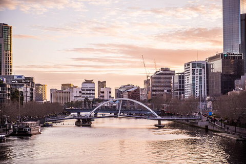 Summer Twilight Cruise On The Yarra River - ACT Tourism 2
