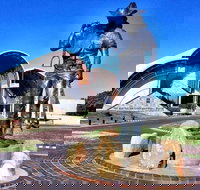 8-Day Outback Experience from Queensland - ACT Tourism