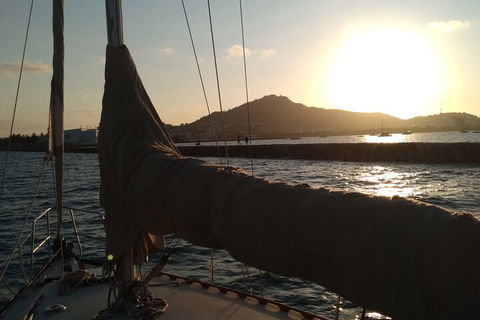 Townsville Small Group Sunset Sail Sailing Cruise Boat Tour Charter Hire - ACT Tourism 2