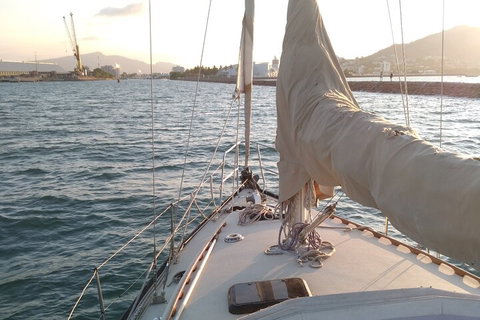 Townsville Small Group Early Morning Sailing Cruise Boat Tour Charter Hire - ACT Tourism 1