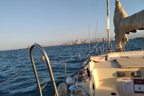 Townsville Small Group Early Morning Sailing Cruise Boat Tour Charter Hire - ACT Tourism 2