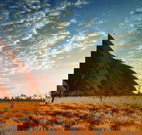 Highlights of Uluru Including Sunrise and Breakfast - ACT Tourism