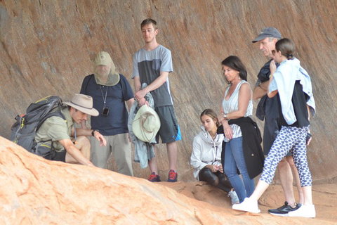 Uluru Small Group Tour Including Sunset - ACT Tourism 2