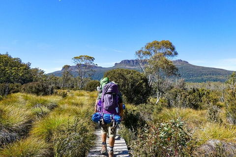 6 Day Trek The Cradle Mountain Overland Track - ACT Tourism 4