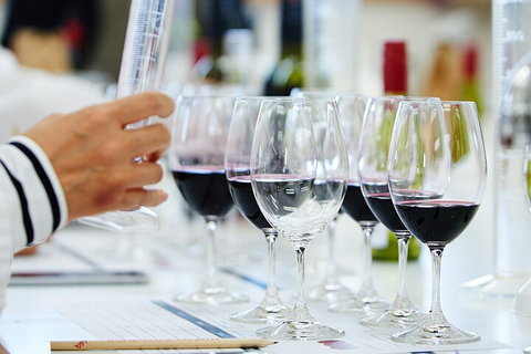 Penfolds Barossa Valley: Make Your Own Wine - ACT Tourism 3