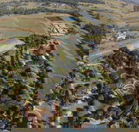 Hunter Valley Broken Back Range Helicopter Flight from Cessnock - ACT Tourism
