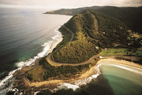 Great Ocean Road & Phillip Island Overnight Tour - ACT Tourism 5