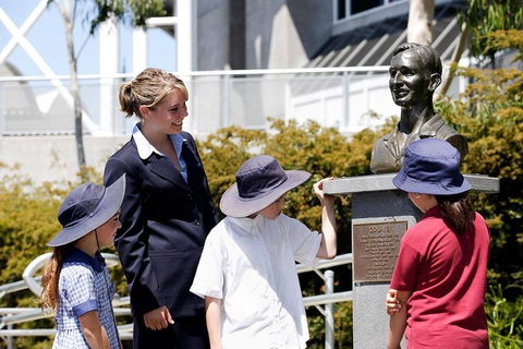 Ultimate Sports Lovers Bus Tour Of Melbourne - ACT Tourism 4