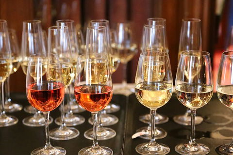 Yarra Valley, Dandenong Ranges Inc. Lunch With Wine,plus Morning Tea,chocolate - ACT Tourism 5