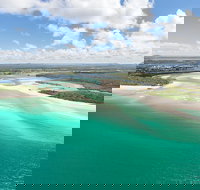 Deluxe Seaplane Tour Noosa to Glasshouse Adventure for 2 with Photobook - ACT Tourism