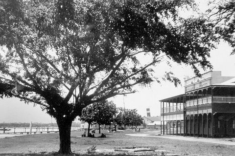 Cairns History Walking Tour - ACT Tourism 2