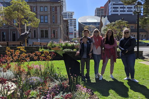 The ULTIMATE Perth Walking Tour: History, Architecture, Art, Nightlife + More! - ACT Tourism 3